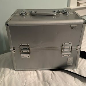 Hair or make-up caboodle